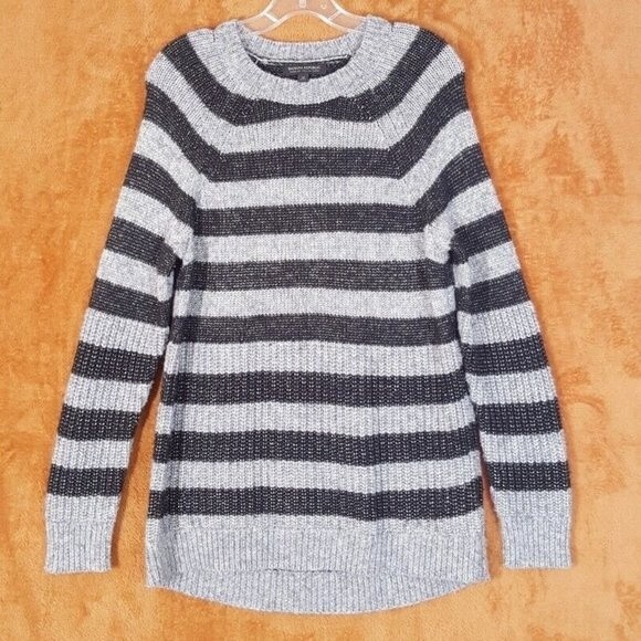 BANANA REPUBLIC Sweater Womens Medium Gray Stripe Wool Blend Pullover Tunic Knit - Picture 1 of 6
